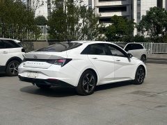 Hyundai Elantra 1.5L CVT GLX Elite - ფოტო 10