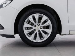 Buick Excelle 2021 Facelift Classic 1.5L Automatic Elite - ფოტო 17