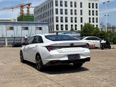 Hyundai Elantra 2022 1.5L CVT Luxury - ფოტო 6