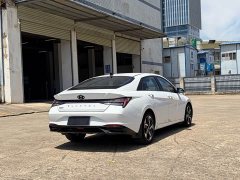Hyundai Elantra 2022 1.5L CVT Luxury - ფოტო 7