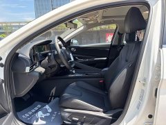Hyundai Elantra 2022 1.5L CVT Luxury - ფოტო 8