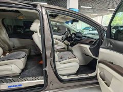 Buick GL8 Land Executive Cabin 652T Premium - ფოტო 12