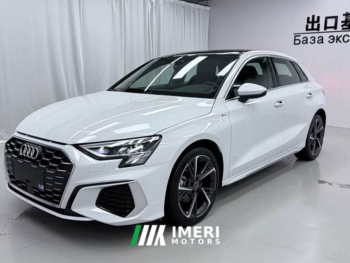 Audi A3 2023 Sportback 35 TFSI Fashion Sport - ავტომობილი ჩინეთიდან