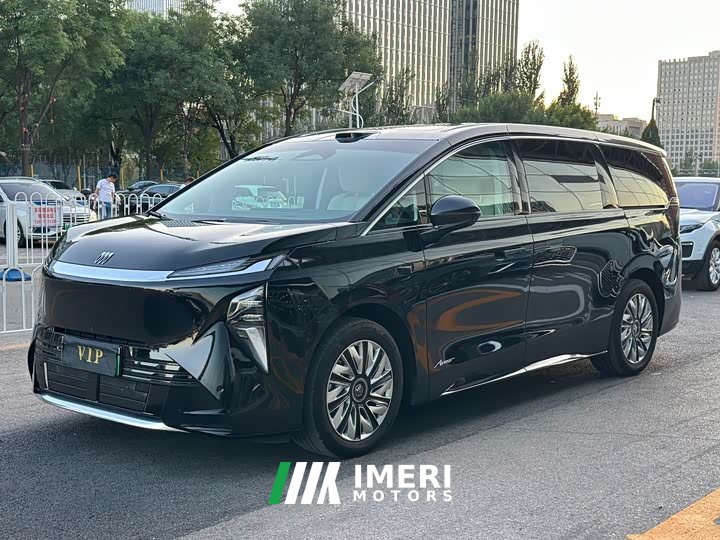 Buick Zhijing Shijia Premium Edition - ავტომობილი ჩინეთიდან
