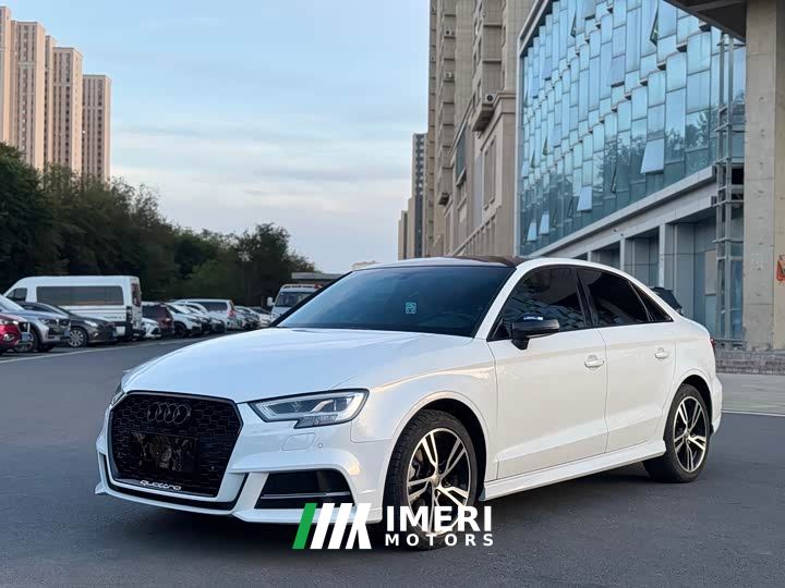 Audi A3 Limousine 35 TFSI Fashion Edition National VI