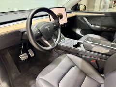 Tesla Model Y Rear-Wheel Drive - ფოტო 20