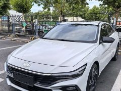 Hyundai Elantra 1.5L CVT GLX Elite - ფოტო 2