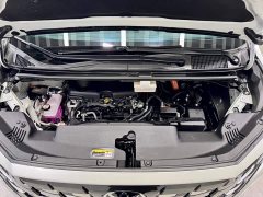 Toyota Alphard Hybrid 2.5L Premium Edition - ფოტო 9