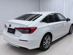 Honda Civic 180TURBO CVT Premium Edition - ფოტო 4