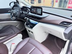 Buick GL8 Land Business Class Smart Edition - ფოტო 9