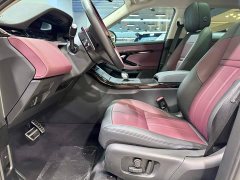 Land Rover Range Rover Evoque 2024 Range Rover Evoque L SE Radiance Prestige Edition - ფოტო 17