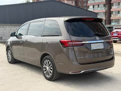 Buick GL8 Land Business Class 652T Comfort - ფოტო 4