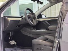 Tesla Model Y Performance All-Wheel Drive - ფოტო 4