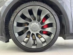 Tesla Model Y Performance All-Wheel Drive - ფოტო 6