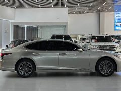 Lexus LS 2021 500h Excellence Edition - ფოტო 8