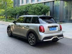 BMW MINI 2023 2.0T COOPER S Artist Five-Door - ფოტო 6