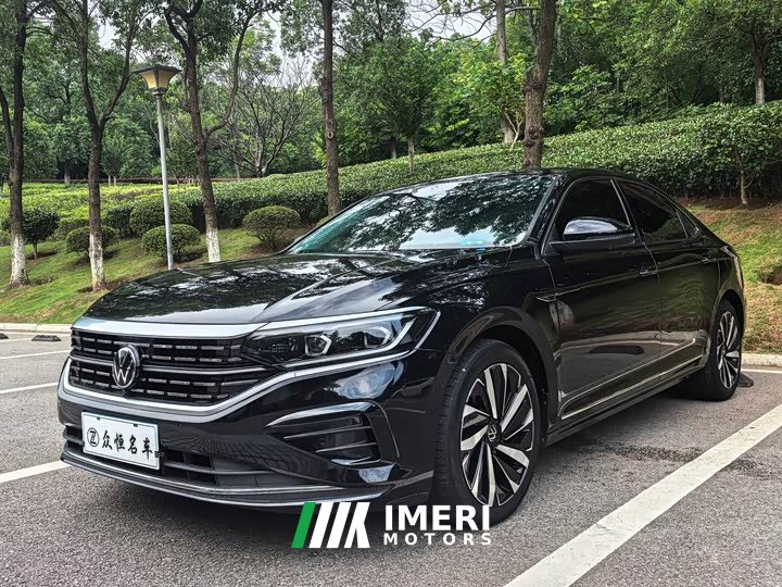 Volkswagen Passat 2023 380TSI Luxury - ავტომობილი ჩინეთიდან
