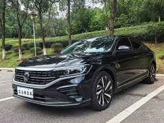 Volkswagen Passat 2023 380TSI Luxury - ფოტო 1