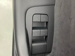 Tesla Model Y Long Range All-Wheel Drive - ფოტო 11