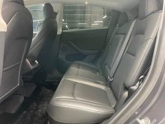Tesla Model Y Long Range All-Wheel Drive - ფოტო 14