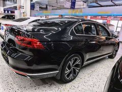 Volkswagen Magotan 2021 330TSI DSG 30th Anniversary Edition - ფოტო 4