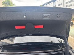 BMW 5 Series 525Li M Sport Package - ფოტო 15