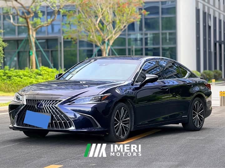 Lexus ES 2021 300h Premium Edition - ავტომობილი ჩინეთიდან