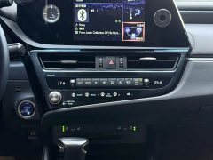 Lexus ES 2021 300h Premium Edition - ფოტო 8