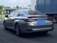 Lexus ES 2020 300h Excellence - ფოტო 8