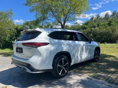 Toyota Crown Venza 2.5L HEV AWD Premium - ფოტო 7