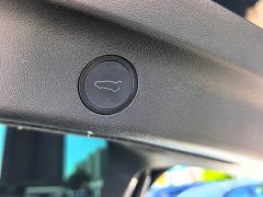 Tesla Model Y Long Range All-Wheel Drive - ფოტო 8