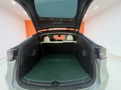 Tesla Model Y Standard Range RWD - ფოტო 18