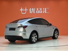 Tesla Model Y Standard Range RWD - ფოტო 7