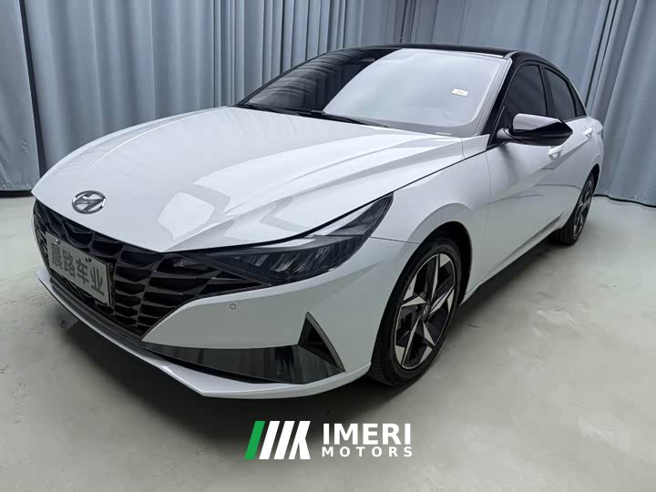 Hyundai Elantra 1.5L CVT Luxury