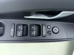 Hyundai Elantra 1.5L CVT Luxury - ფოტო 15