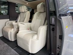 Li Auto Li Xiang MEGA Ultra - ფოტო 11