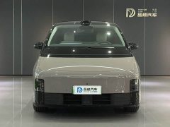 Li Auto Li Xiang MEGA Ultra - ფოტო 2