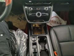 Lincoln Explorer 2.0T Two-Wheel Drive Premium - ფოტო 7