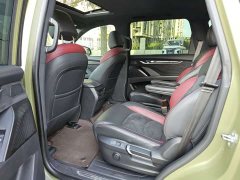 SAIC Maxus D90 Pro 2.0T Diesel 4WD Amazon Edition 7-Seater - ფოტო 11