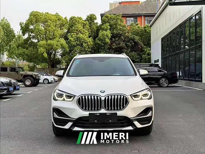 BMW X1 sDrive20Li Premium Edition - ავტომობილი ჩინეთიდან