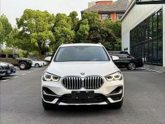 BMW X1 sDrive20Li Premium Edition - ფოტო 1