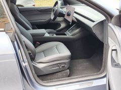 Tesla Model Y Rear-Wheel Drive - ფოტო 9