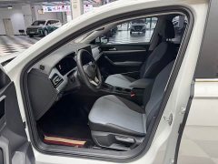 Volkswagen Lavida 1.5L Automatic Five Million Edition - ფოტო 12