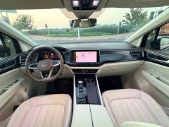 Volkswagen Viloran 330TSI Luxury - ფოტო 5