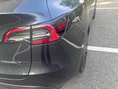 Tesla Model Y Rear-Wheel Drive - ფოტო 18