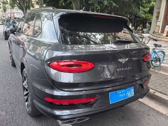 Bentley Bentayga 4.0T V8 - ფოტო 10