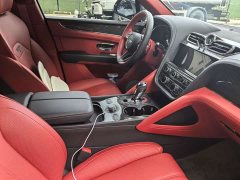 Bentley Bentayga 4.0T V8 - ფოტო 3