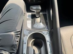 Hyundai Elantra 1.5L CVT Luxury - ფოტო 14