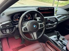 BMW 5 Series 525Li M Sport Package - ფოტო 7