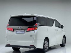 Toyota Vellfire 2020 Dual Motor 2.5L HV Premium Edition - ფოტო 3